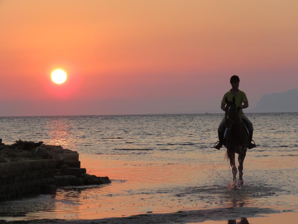 Sunrise Stagnone - Seafront Kitesurf Bed & Breakfast Marsala Eksteriør bilde