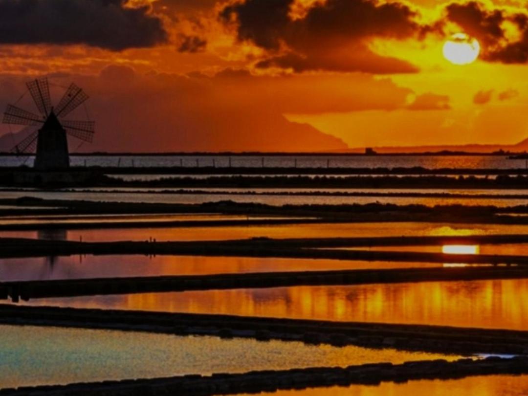 Sunrise Stagnone - Seafront Kitesurf Bed & Breakfast Marsala Eksteriør bilde