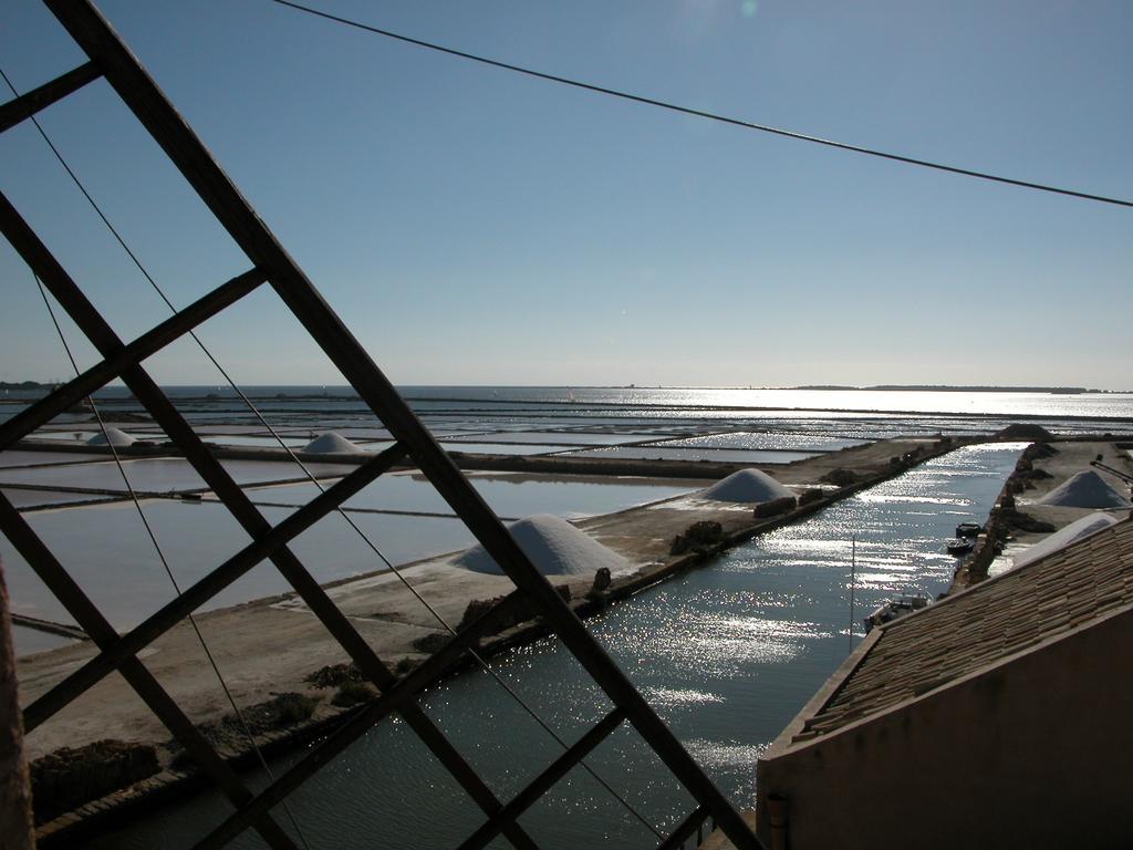 Sunrise Stagnone - Seafront Kitesurf Bed & Breakfast Marsala Eksteriør bilde