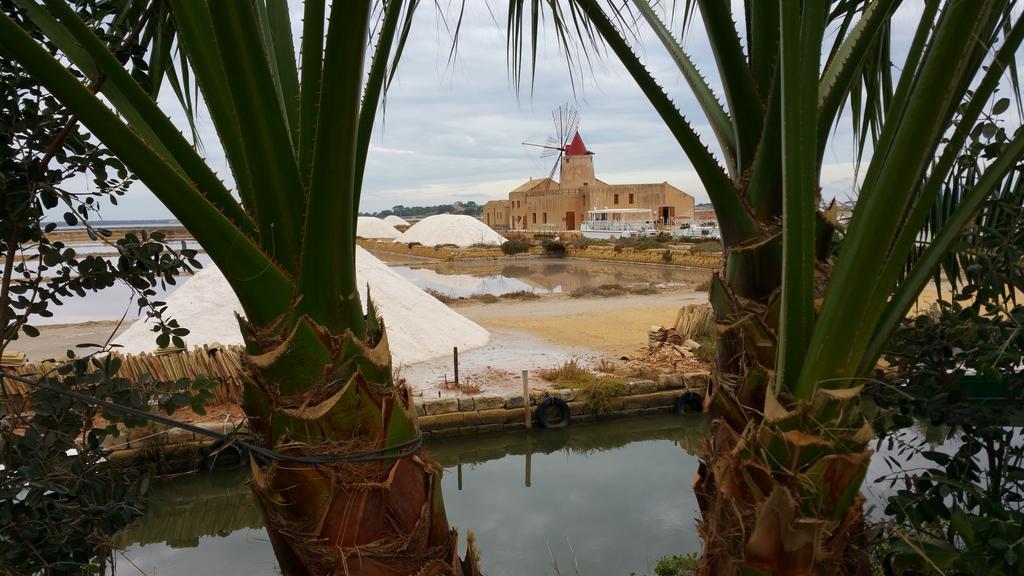 Sunrise Stagnone - Seafront Kitesurf Bed & Breakfast Marsala Eksteriør bilde